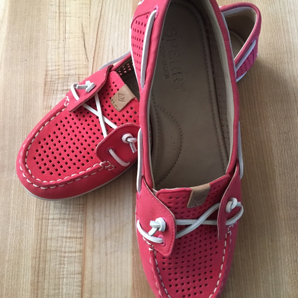 Sperry Top Siders 7.5 Pink Perforated Loafers